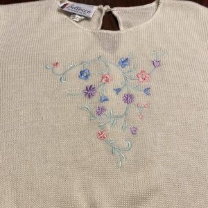 Vtg Sweater Bellocco by Kenneth Too Embroidered Floral Short Sleeve Grannycore